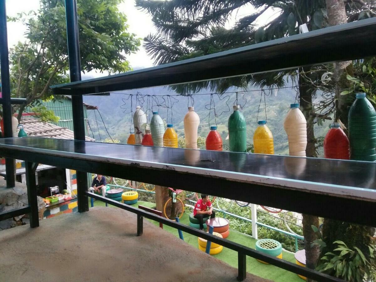 Oh Yeah ! Hostel ซาปา ภายนอก รูปภาพ